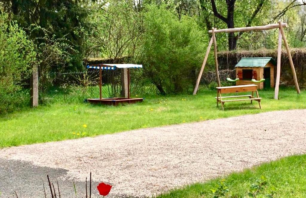 Landhaus Am Schloss Schnabelwaid エクステリア 写真